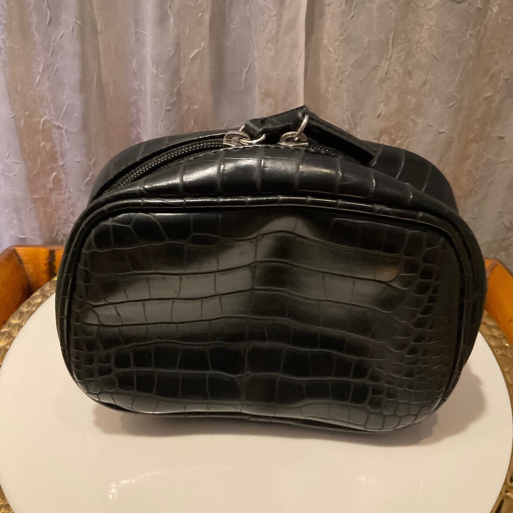 VTG Neiman Marcus Large Black Faux Leather Make-Up Bag